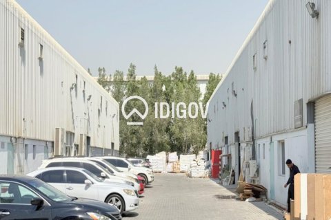 Almacén en Dubai, 11152.82 m², № 121132 - foto 7