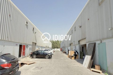 Almacén en Dubai, 11152.82 m², № 121132 - foto 2
