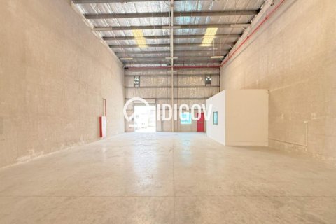Almacén en Dubai, 11152.82 m², № 121132 - foto 4
