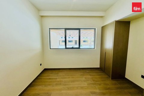 Townhouse in Dubai 4 bedrooms, 144 sq.m. № 139489 - photo 2