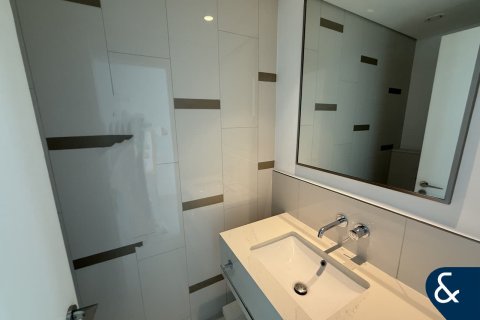 Apartment in EMAAR Beachfront, Dubai Harbour, Dubai 3 bedrooms, 180 sq.m. № 76573 - photo 14