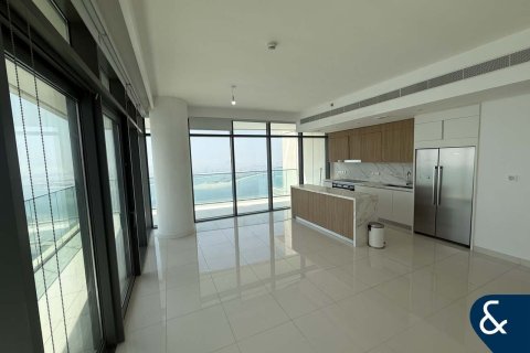 Apartment in EMAAR Beachfront, Dubai Harbour, Dubai 3 bedrooms, 180 sq.m. № 76573 - photo 2