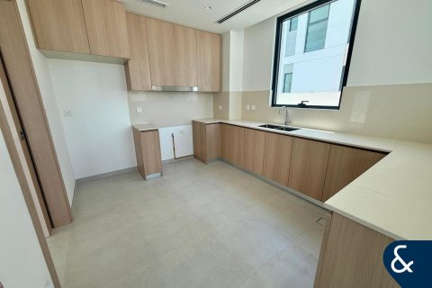 Снять в аренду виллу в Caya, Arabian Ranches 3, Дубай: 3 спальни, 312м², № 76572 - фото 4