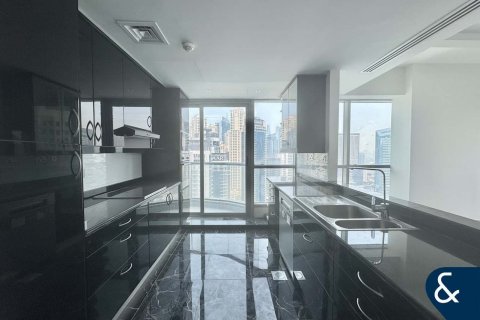 Apartment in Dubai Marina, Dubai 3 bedrooms, 205 sq.m. № 76574 - photo 21