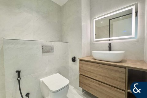 Apartment in Dubai Marina, Dubai 3 bedrooms, 205 sq.m. № 76574 - photo 6