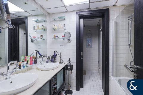 Penthouse in Al Majara, Dubai Marina, Dubai 3 bedrooms, 233 sq.m. № 76561 - photo 22