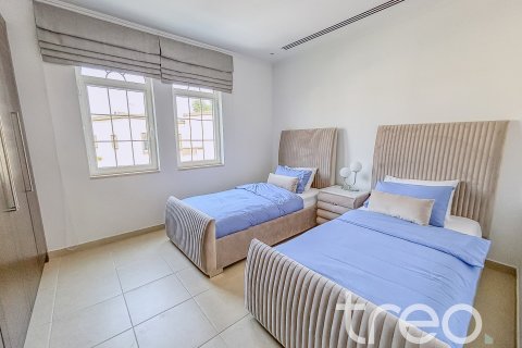 Villa à Legacy, Jumeirah Park, Dubai, 3 chambres, 284.56 m², № 119780 - photo 13