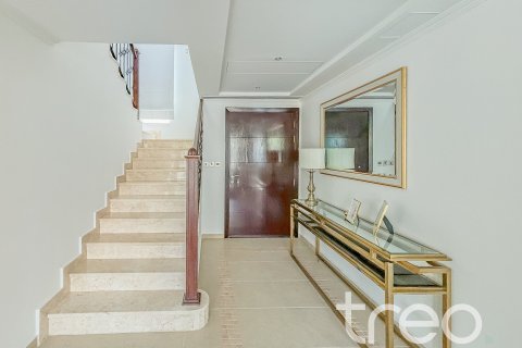 Villa à Legacy, Jumeirah Park, Dubai, 3 chambres, 284.56 m², № 119780 - photo 8