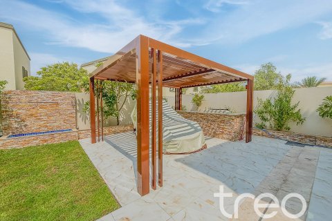 Villa à Legacy, Jumeirah Park, Dubai, 3 chambres, 284.56 m², № 119780 - photo 18