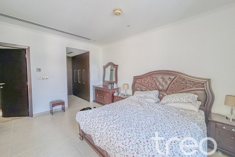 Villa à Legacy, Jumeirah Park, Dubai, 3 chambres, 284.56 m², № 119780 - photo 10