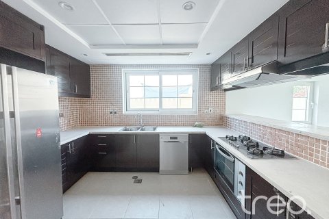 فيلا في Legacy, Jumeirah Park, دبي 3 غرف نوم, 327.67 م² رقم 119781 - صورة 12
