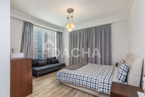Купить квартиру в Emaar 6 Towers, Дубай Марина, Дубай: 3 спальни, 218м², № 105084 - фото 3
