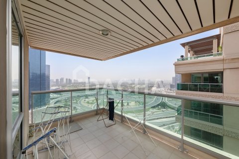 Купить квартиру в Emaar 6 Towers, Дубай Марина, Дубай: 3 спальни, 218м², № 105084 - фото 4