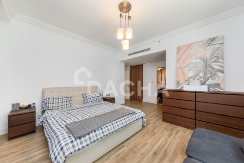 Купить квартиру в Emaar 6 Towers, Дубай Марина, Дубай: 3 спальни, 218м², № 105084 - фото 2