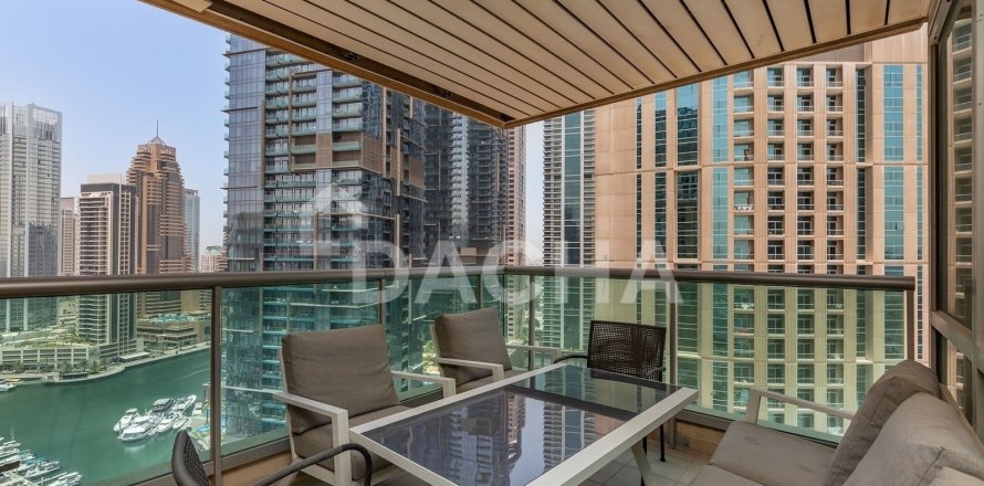 Квартира в Emaar 6 Towers, Дубай Марина, Дубай, 3 спальни, 218м², № 105084