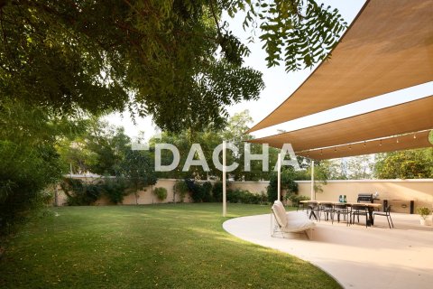 Villa en Jumeirah Village Triangle, Dubai, 2 dormitorios, 280 m², № 105089 - foto 21