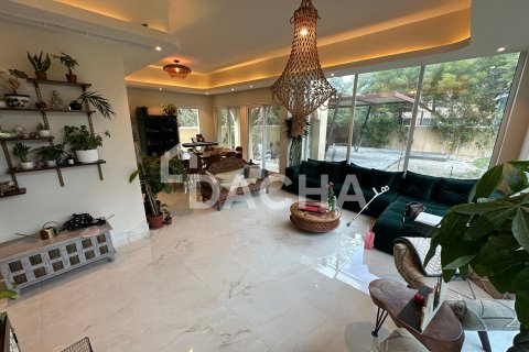 Villa à Jumeirah Village Triangle, Dubai, 4 chambres, 250 m², № 105088 - photo 12