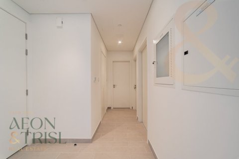 Купить квартиру в Golfville, Дубай Хилс Эстейт, Дубай: 2 спальни, 69м², № 60655 - фото 1