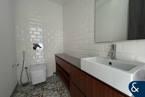 Apartment in Motor City, Dubai 3 bedrooms, 209 sq.m. № 98410 - photo 19