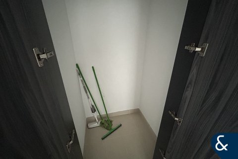 Apartment in Motor City, Dubai 2 bedrooms, 133 sq.m. № 98411 - photo 17