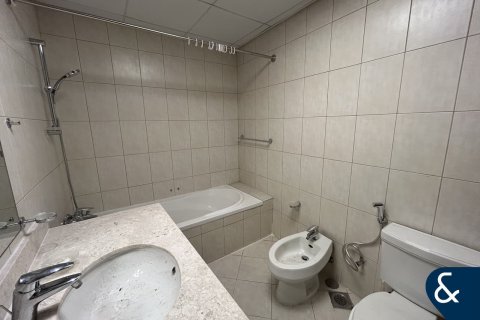 Apartment in Motor City, Dubai 3 bedrooms, 202 sq.m. № 98412 - photo 14