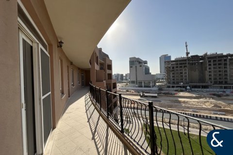 Apartment in Motor City, Dubai 3 bedrooms, 202 sq.m. № 98412