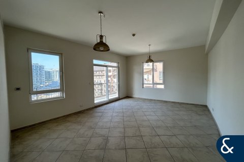 Apartment in Motor City, Dubai 3 bedrooms, 202 sq.m. № 98412 - photo 2