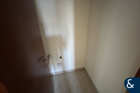 Apartment in Motor City, Dubai 3 bedrooms, 202 sq.m. № 98412 - photo 17