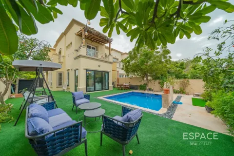 Вилла в Springs 4, The Springs, Дубай, 4 спальни, 279м², № 122855