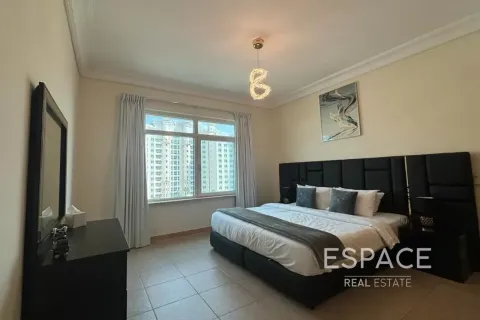 Apartment in Palm Jumeirah, Dubai 3 bedrooms, 206 sq.m. № 122854 - photo 7