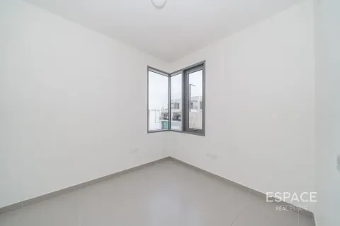 Villa in Dubai Hills Estate, Dubai 5 bedrooms, 254 sq.m. № 122850 - photo 7