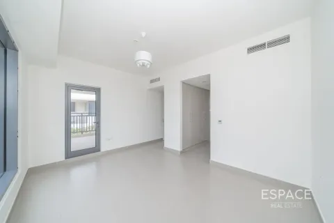 Villa in Dubai Hills Estate, Dubai 5 bedrooms, 254 sq.m. № 122850 - photo 12