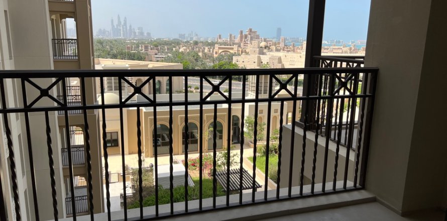 Квартира в MADINAT JUMEIRAH LIVING в Умм-Сукейме, Дубай, 1 спальня, 77м², № 62824