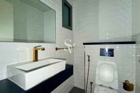 Appartement à District 11, Jumeirah Village Circle, Dubai, 2 chambres, 160 m², № 113238 - photo 4