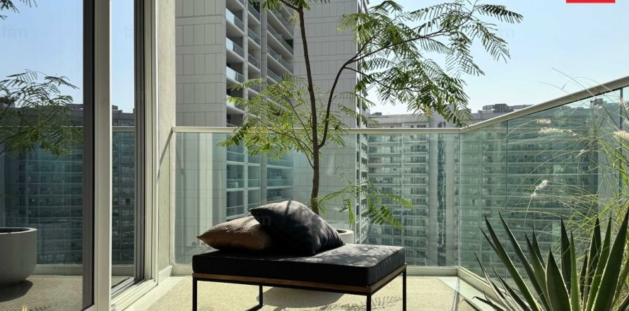 Apartment in Business Bay, Dubai 2 bedrooms, 85 sq.m. № 70490