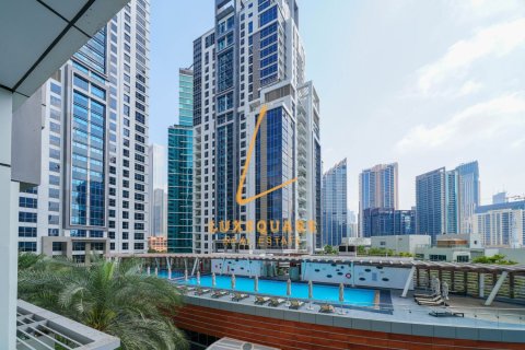 Appartement à Executive Towers, Business Bay, Dubai, 3 chambres, 172 m², № 100471 - photo 2