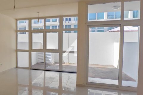 Villa à The Roots Akoya Oxygen, Dubai, 3 chambres, 152 m², № 100467 - photo 2