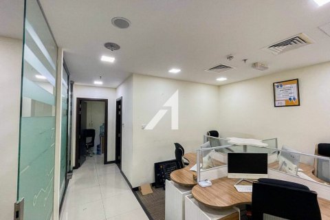 Oficina en Sheikh Zayed Road, Dubai, 98 m², № 100468 - foto 7