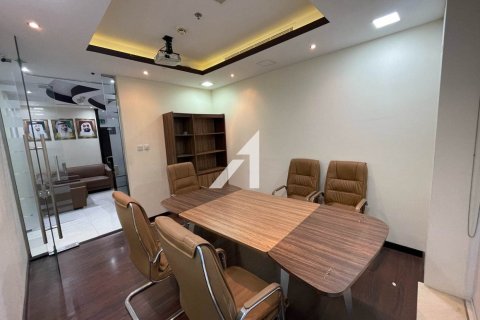 Bureau à Sheikh Zayed Road, Dubai, 98 m², № 100468 - photo 8