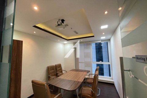 Bureau à Sheikh Zayed Road, Dubai, 98 m², № 100468 - photo 2