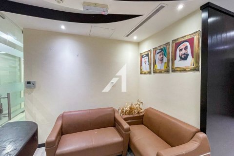 Oficina en Sheikh Zayed Road, Dubai, 98 m², № 100468 - foto 2