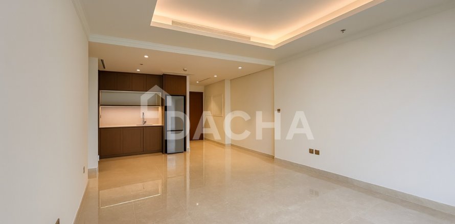 Apartment in EMAAR Beachfront, Dubai Harbour, Dubai 1 bedroom, 68 sq.m. № 105448