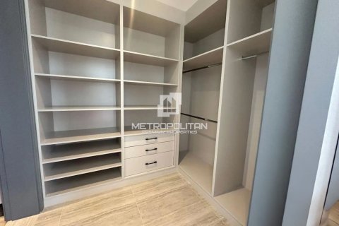 Townhouse in Al Barari, Dubai 4 bedrooms, 180 sq.m. № 73768 - photo 13