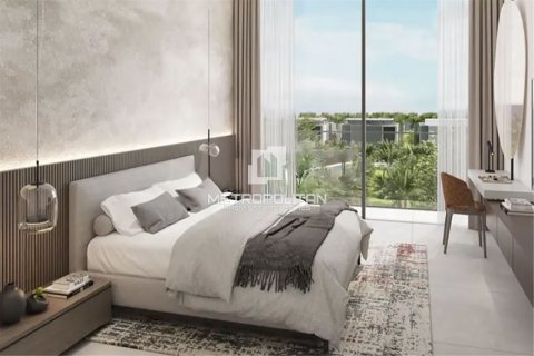 Villa in Dubai 4 bedrooms, 440 sq.m. № 73773 - photo 5