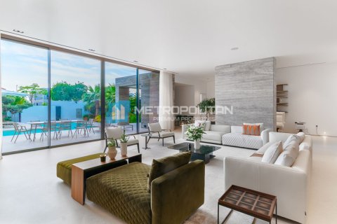 Villa in Pearl Jumeirah, Jumeirah, Dubai 5 bedrooms, 892 sq.m. № 73765 - photo 7