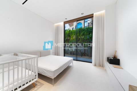 Villa in Pearl Jumeirah, Jumeirah, Dubai 5 bedrooms, 892 sq.m. № 73765 - photo 10