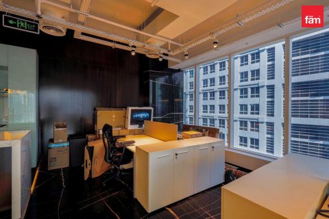 Купить офис в Бизнес-Бэе, Дубай: 155.6м², № 16595 - фото 10