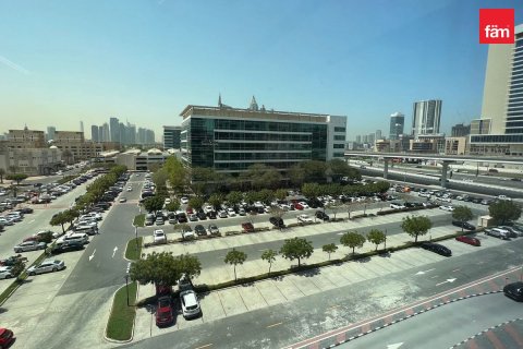Oficina en Dubai, 113 m², № 16596 - foto 9