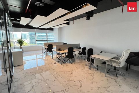 Oficina en Dubai, 113 m², № 16596 - foto 1