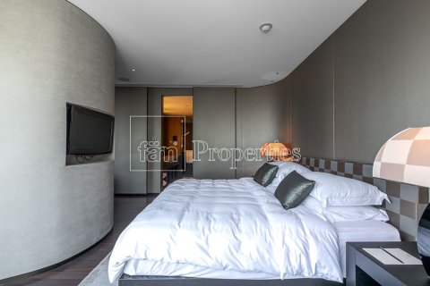 Apartment in Downtown Dubai (Downtown Burj Dubai), Dubai 1 bedroom, 97.6 sq.m. № 113552 - photo 8